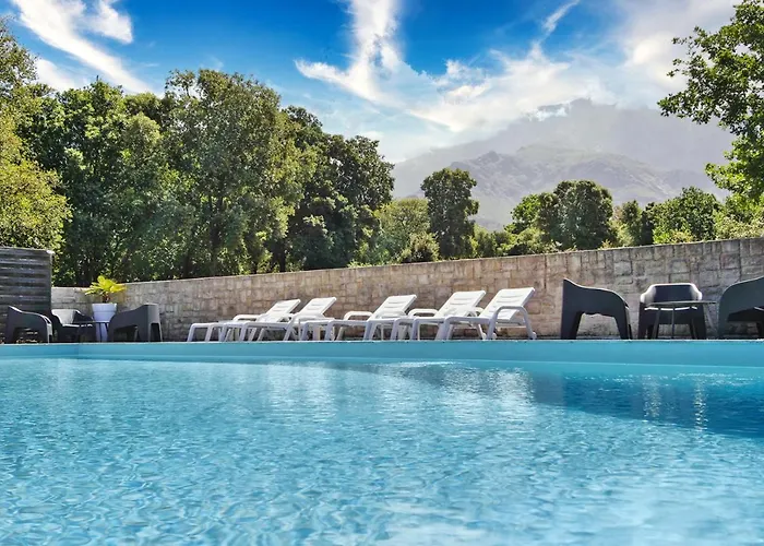 Casa Di U Cuginu * 卡伦扎纳